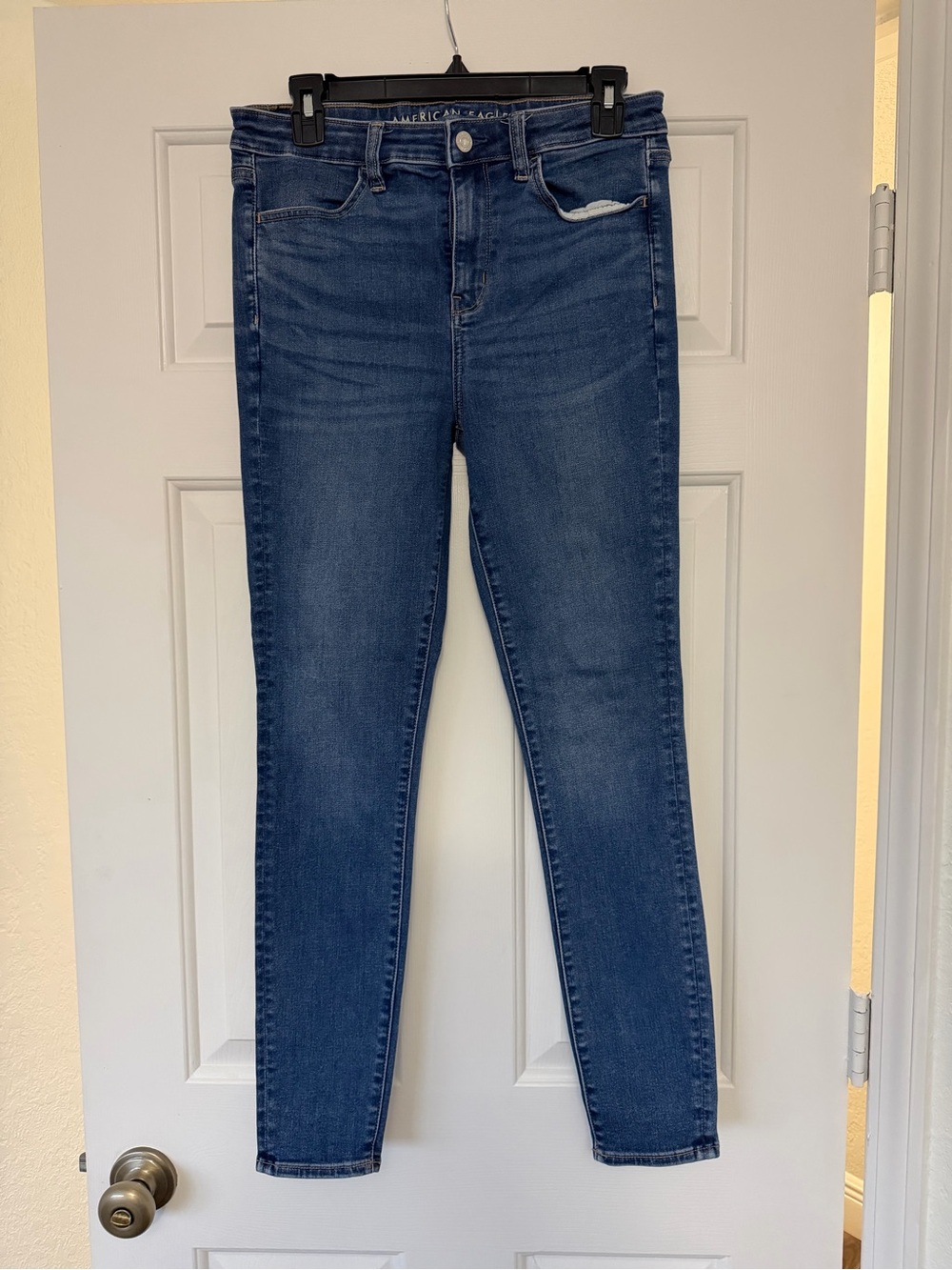American Eagle Outfitters Women's Dark Wash Skinny Jeans